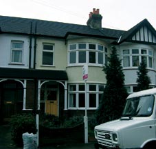 SW14 3bed House
