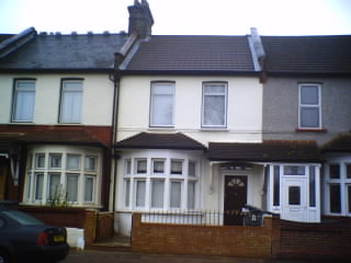 E13 2bed House