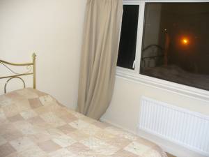 CR4 1bed Rm in flat